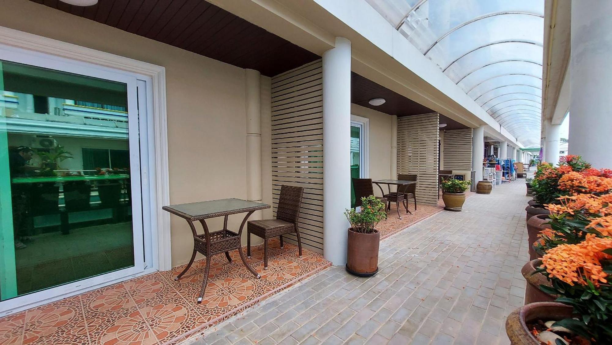 Sawasdee Apartment Patong Exterior foto